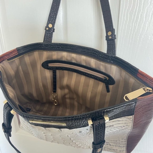 Vintage Brahmin Bag - Picture 4 of 4